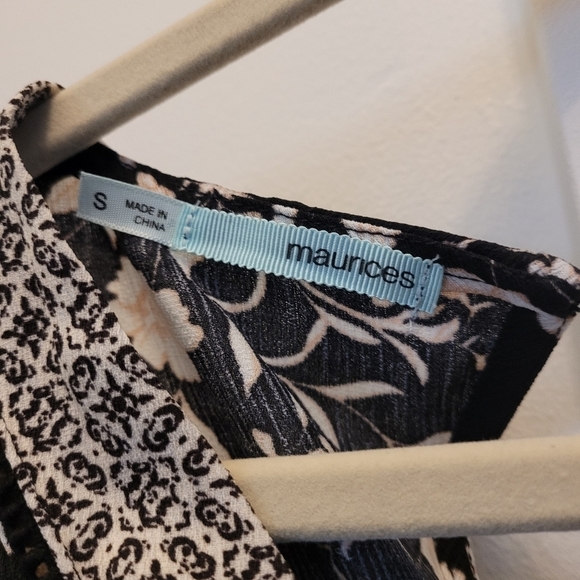 Maurices small boho bell sleeve midi dress v-neck floral tie back. - Picture 11 of 16